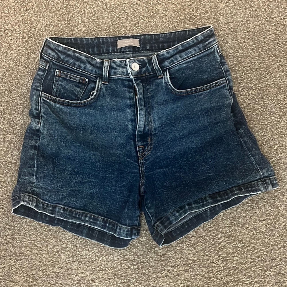 Fathers daughter jean shorts, size 28